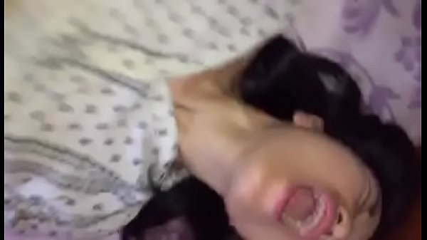 Pasangan Cina Bikin Video Sendiri, Aksi Panas Di Ranjang Pribadi