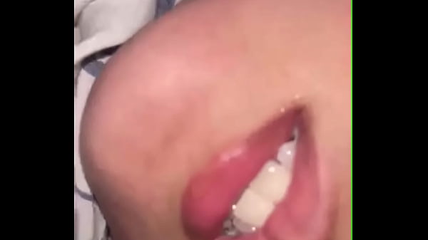 Bokep Indonesia Tante Minta Pijit, Badannya Pegel, Minta Digaruk-garuk Biar Makin Nikmat.