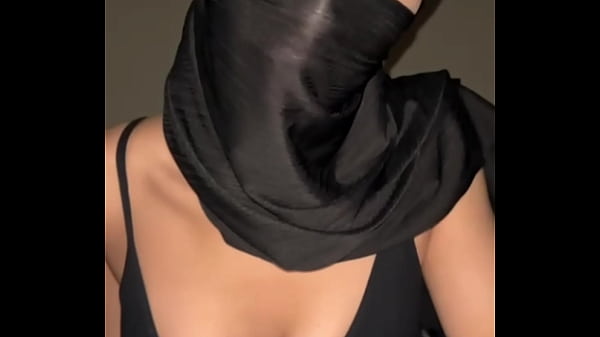 Arab, Muslim, Hijabo, Bikin Susu Montok Ngangguk