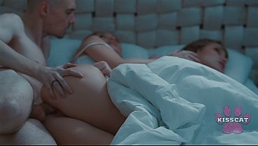 Bokep Step Dad Ngentot Dalem Step Daughter Jessie Ames Di Ranjang Bareng Pas Step Mom Tidur