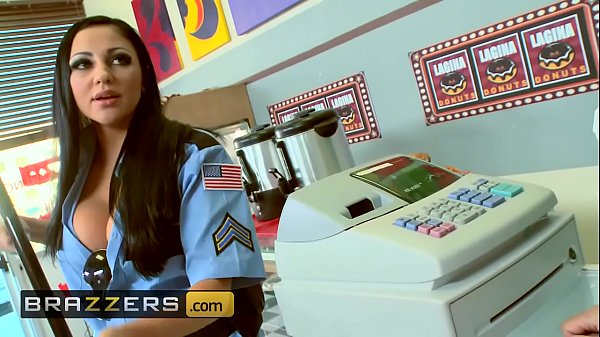 Teteh Gede Seragam Seksi – (audrey Bitoni, Honey White, Johnny Sins) – Krim Boston – Brazzers