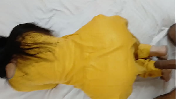 Bokep Tante India Montok Digebrak Sapi Gaya Anjing Bikin Makin Nafsu.