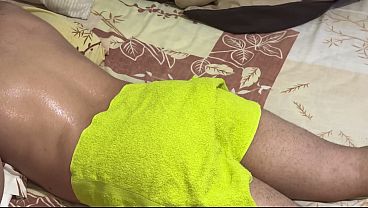 Ibu Mertua Montok Bantu Mantu, Pijat Panas Berujung Nafsu.