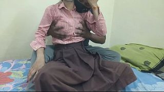 Cewek Kuliahan India Digebukin Pacar Di Kamar Kos, Crot Di Mana-mana!