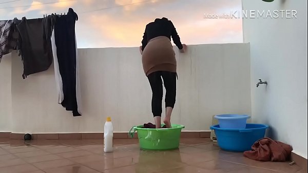 Hijab, Pantat, Kaki, Semua Bikin Ngilu