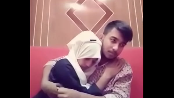 Desi Cewek Cowok Ciuman Panas Di Hotel, Bikin Makin Greget.
