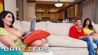 Sarah Arab Genit Godain Pacar Temen Sekost, Ngewe Panas Di Belakang Tanpa Ketahuan – Brazzers