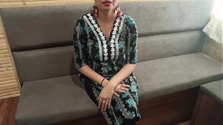 Jija Ji Ngiler Liat Tubuh Seksi Saali, Langsung Mainin Memek Dan Bontotnya, Suara Hindi Bikin Makin Panas