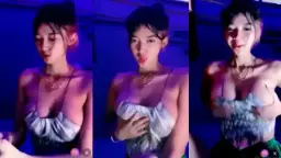 Toket Hilly Wk Makin Gede, Bikin Makin Ngiler Aja Liatnya
