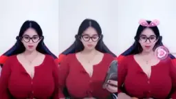 Vanila Abg Tobrut Pake Kacamata, Bikin Pengen Digebet