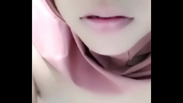 Memekku Gatel Banget, Pengen Digocok Sampe Crot
