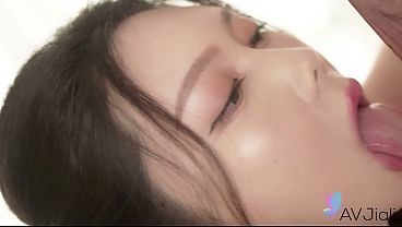 Cewek China Seksi Ban Ban Digebukin Keras Sampe Meringis