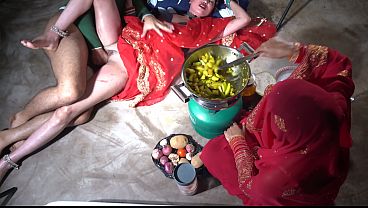 Ibu Tiri India Desi Lagi Ml Di Dapur, Omongan Kotor Bahasa Hindi Bikin Makin Panas