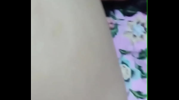 Di Luar Lagi Hujan Deres, Suami Lagi Pergi, Tetangga Main Ke Rumah, Makin Basah Badan Makin Panas.