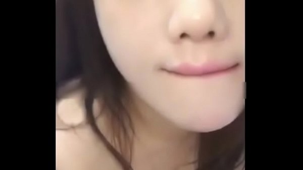 Cewek Abg China Ngentot Mulut, Pamer Bibir Basah Penuh Air Liur, Bokep Cina Panas.
