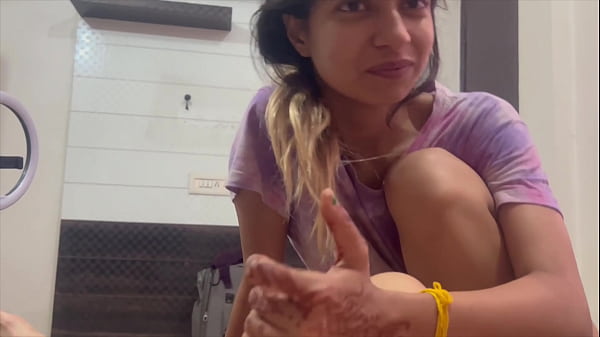 Desi Cewek Ngentot Jari Di Bolong Sama Kakak Tiri