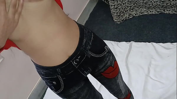 Cewek Kurus India Digenjot Tetangga Seksi Sampai Merem Melek
