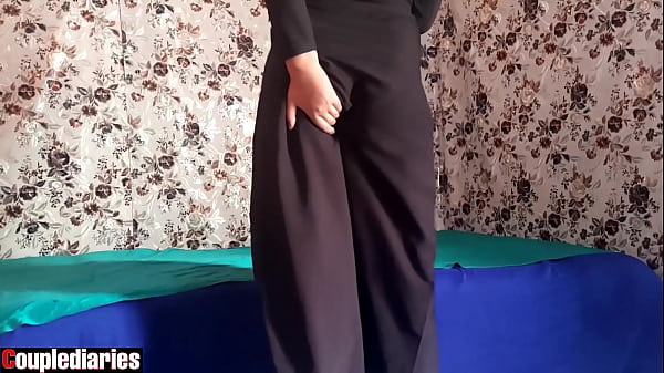Istri Hijab Arab Lagi Sange, Nelepon Kekasih Gelapnya Sambil Menggoda