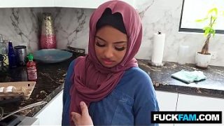 Ebony Hijabi Cewek Nakal Belajar Jadi Pelacur, Hadiya Honey, Allen Swift