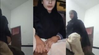 Bokep Mms Bapak Tiri Ngentot Anak Sambungnya.