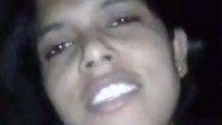 Puting Montok Desi Nungging Naik Sambil Ngewe