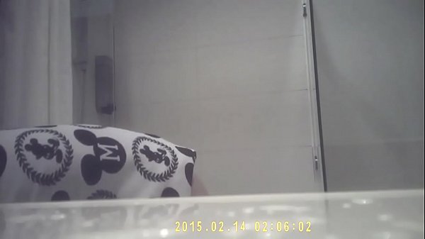 Mata-matain Adek Cewek Mungil Lagi Mandi, China Bikin Greget