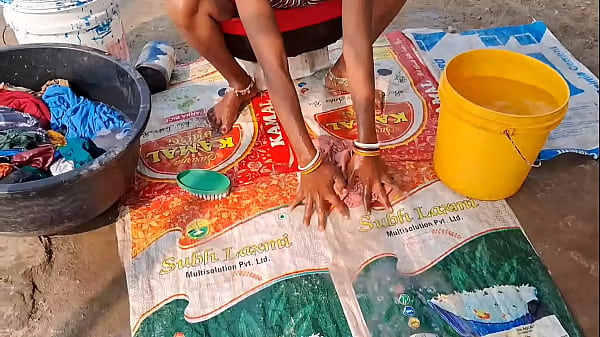 Desi Istri Kampung Kontol Besar Ngentot Memek Sampe Crot Di Dalem