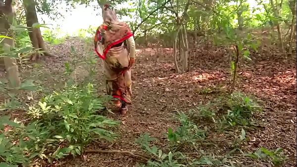 Malam Natal Di Hutan, Radhika Desi Siapin Pesta Seks Paling Liar Dan Basah.