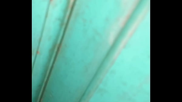 Ngintip Istri Tetangga Kost Yang Sengaja Gak Kunci Pintu Pas Suaminya Kerja, Malah Diajak Main Kontol Sampai Puas
