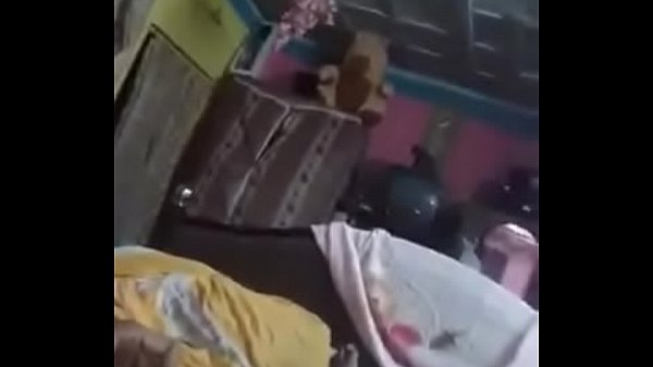 Desi Cewek Panas Digenjot Pasrah