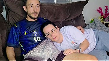 Irmã Tadalafada Gozando Com O Meio-irmão Vendo A Seleção Brasileira